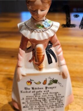 Group of 9 Vintage kitsch Ceramic Figural Kitchen Prayer Figurines S&P wall art